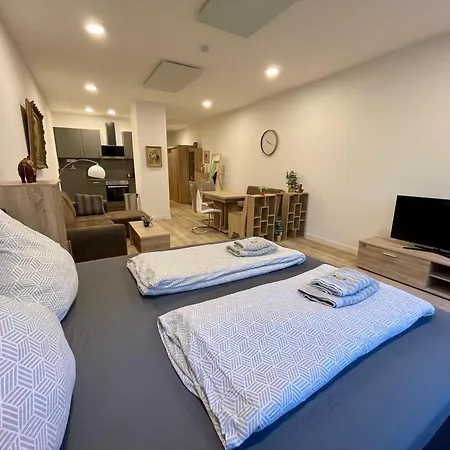 Neu Goldstadt Gallery Zentrum Am Schloessle Апартаменты Пфорцхайм