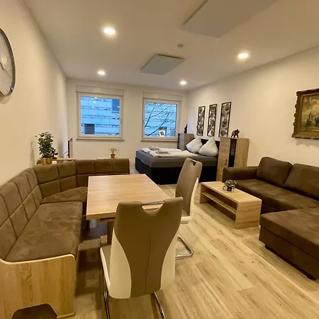 Neu Goldstadt Schloessle-galerie Zentrum Apartment Pforzheim