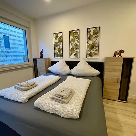 Апартаменты Neu Goldstadt Gallery Zentrum Am Schloessle *