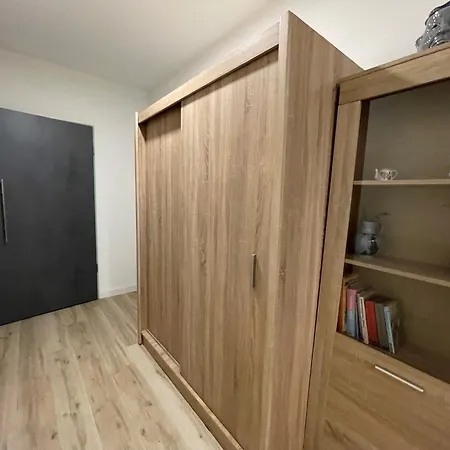 Apartment Neu Goldstadt Schloessle-galerie Zentrum Pforzheim