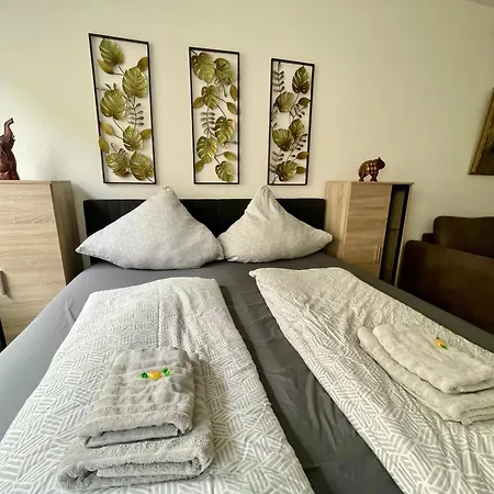 Neu Goldstadt Gallery Zentrum Am Schloessle * Пфорцхайм