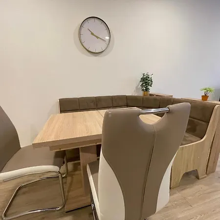 Apartment Neu Goldstadt Schloessle-galerie Zentrum