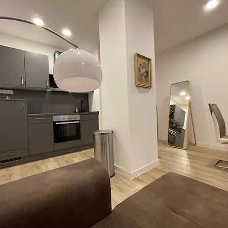 Apartment Neu Goldstadt Schloessle-galerie Zentrum